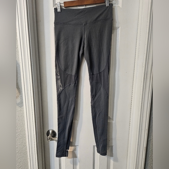 Alo Yoga Coast Stirrup Leggings - Picture 2 of 6